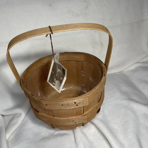 Peterboro Basket Medium Round Wood Picnic Basket Plastic Liner 8” Vintage - Picture 4 of 5